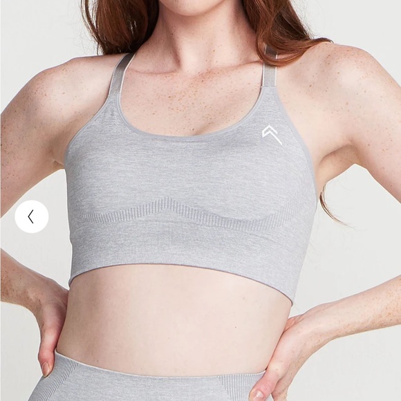 Oner Active Classic Seamless Sports Bra - Picture 3 of 10